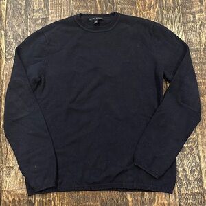 Banana Republic navy sweater - men’s size small